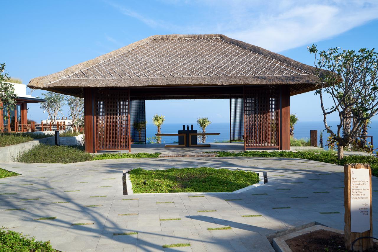 Six Senses Uluwatu Hotel Exterior photo